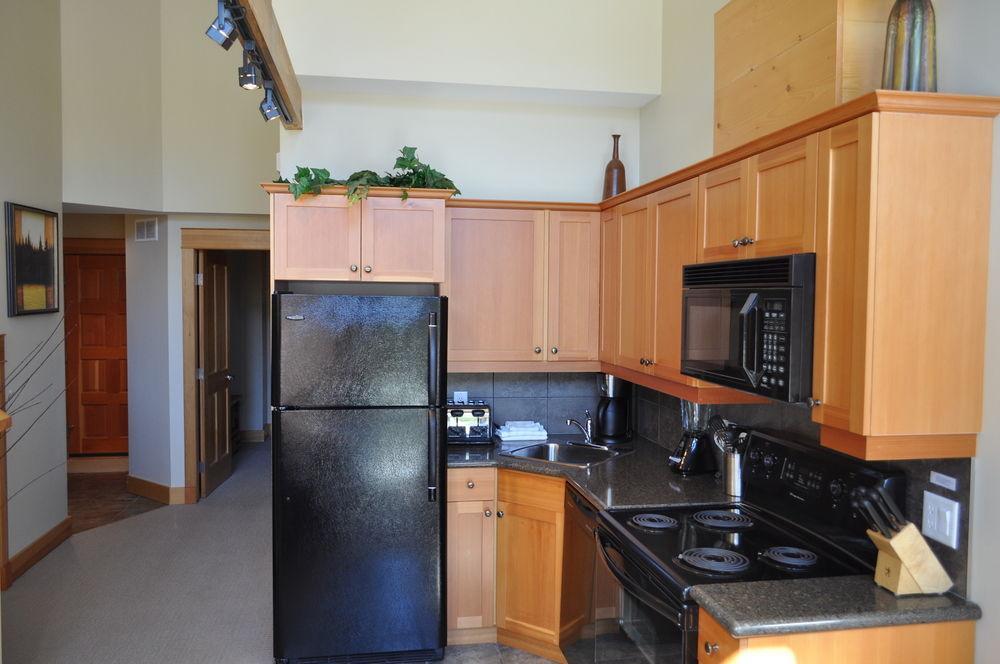 Red Mountain Village Condos Rossland Esterno foto