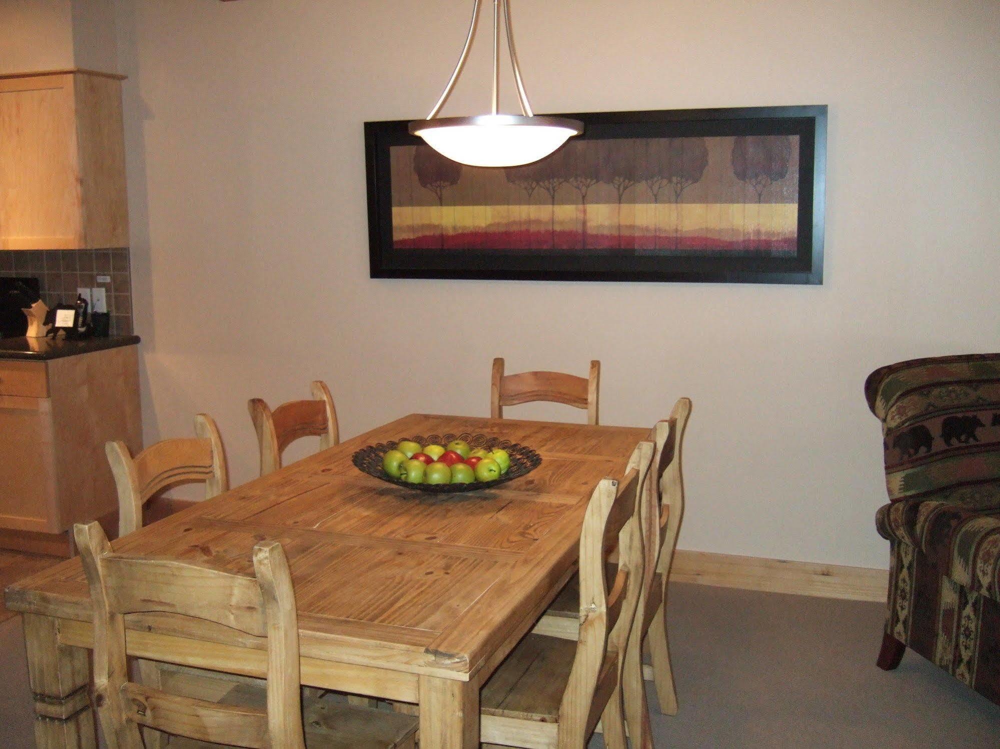 Red Mountain Village Condos Rossland Esterno foto